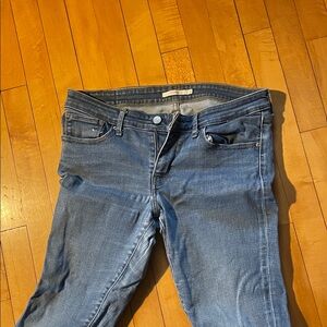 Levi's Women's Medium Blue Skinny Jeans